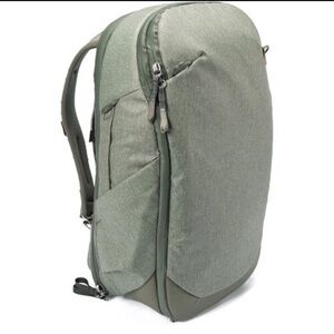 Peak Design 30L Travel Backpack - Sage and Tech Pouch Regular - Sage